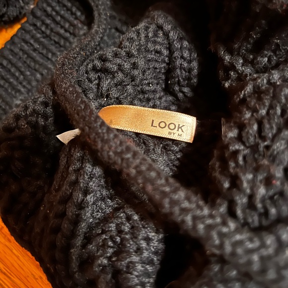 LOOK by M. Chunky Cable Knit Self Pom Tassel Beanie Black NWOT - Picture 3 of 4